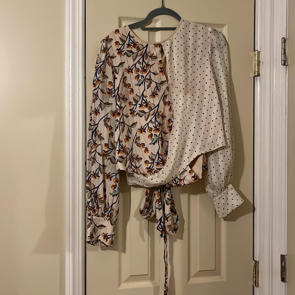 FOXIEDOX MULTI PATTERN OPEN BACK BOW TIE TOP, LONG SLEEVE, SIZE XL